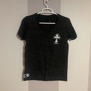 Authentic men’s size medium chrome hearts v-neck t shirt grey white red